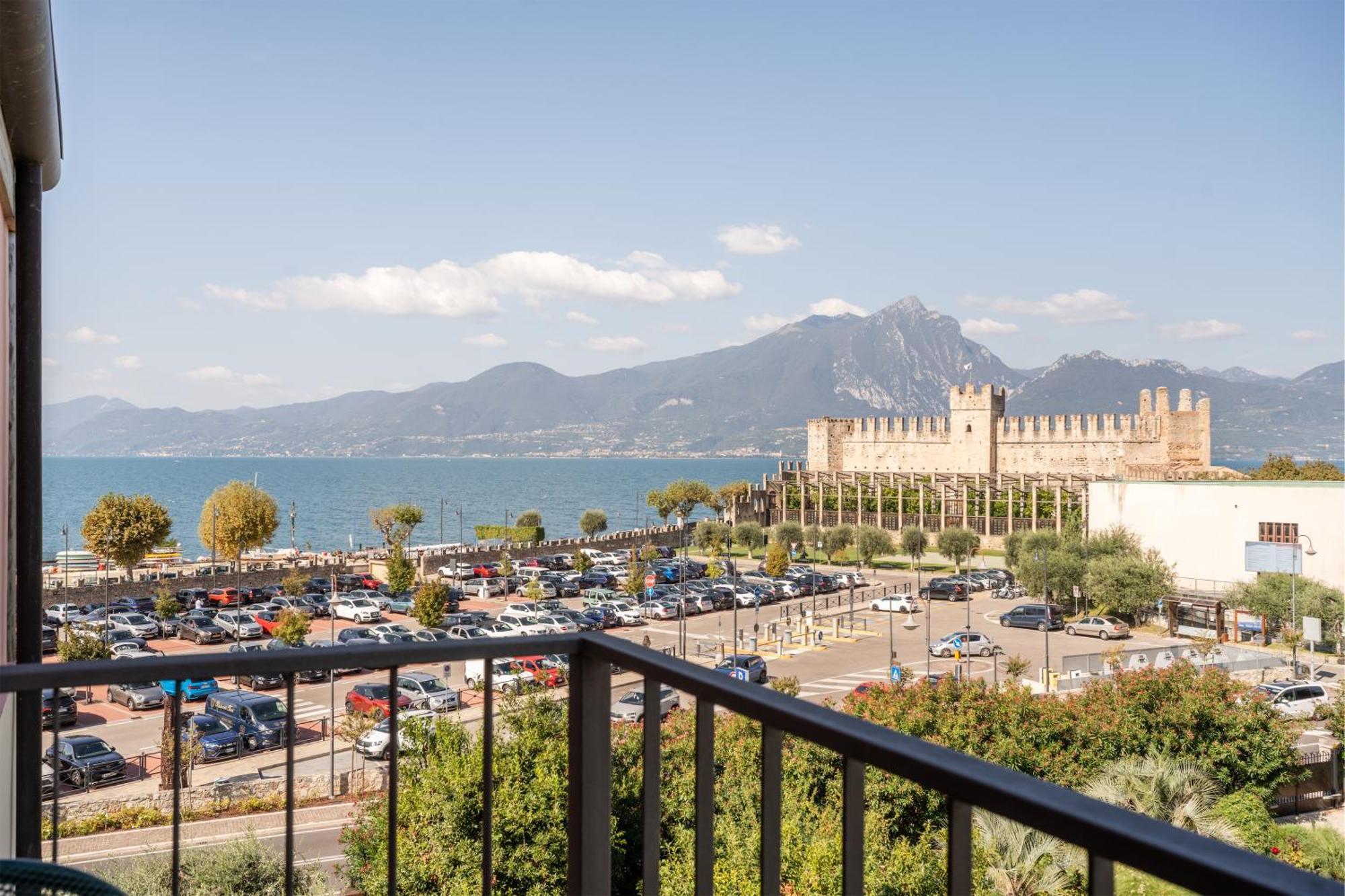 Al Castello Torri Del Benaco