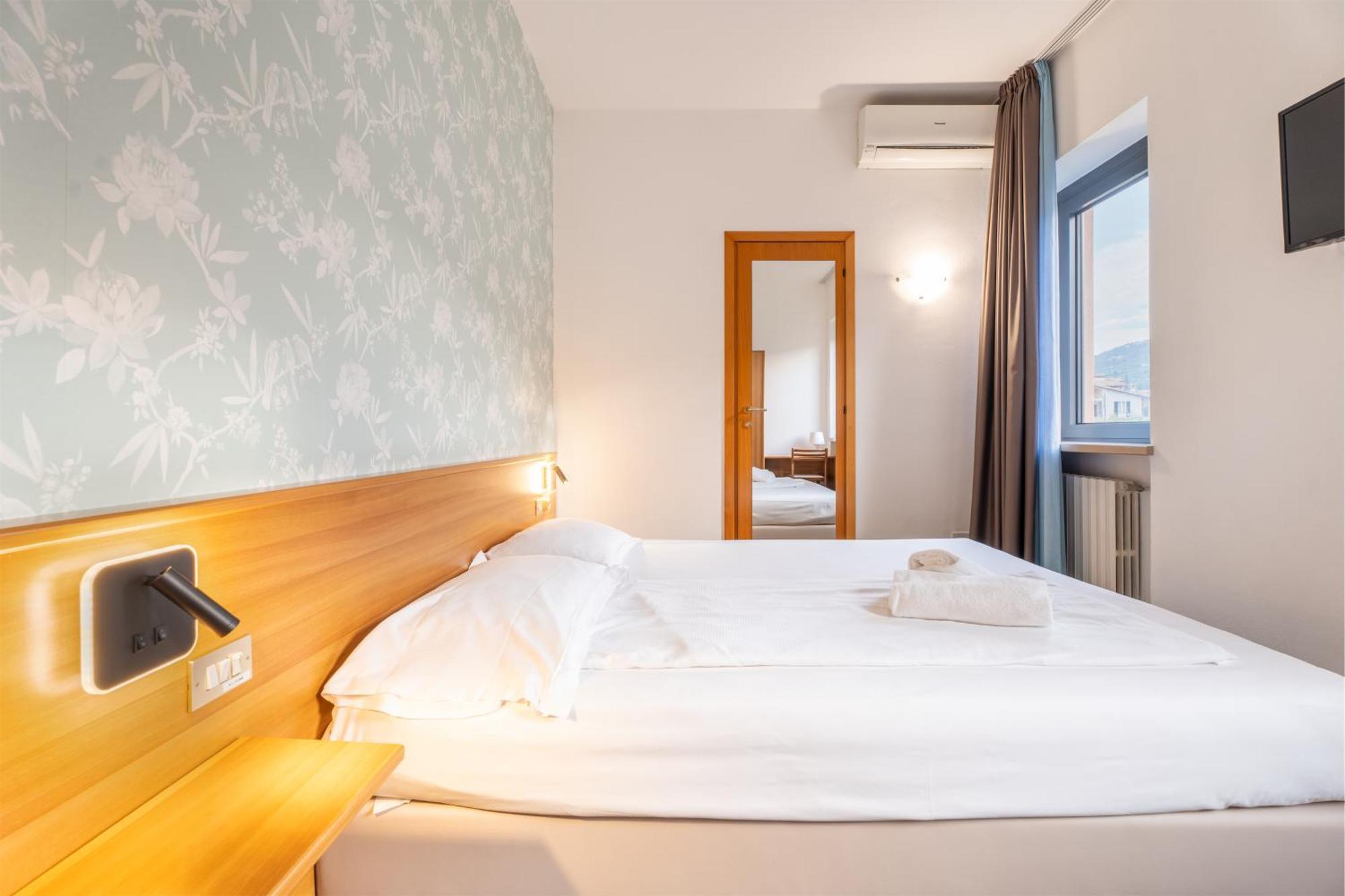 Hotel Al Castello Torri Del Benaco