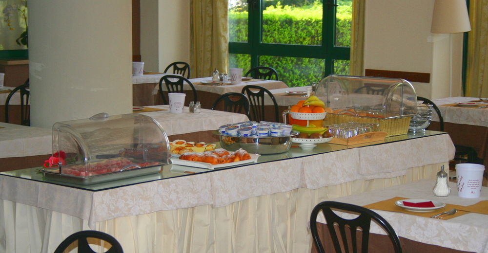 Al Castello Hotel Torri Del Benaco